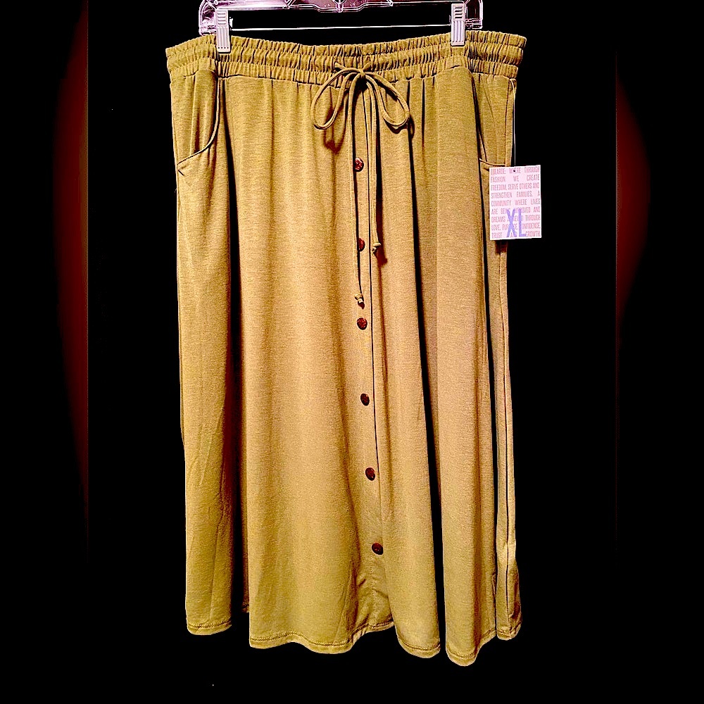 XL Olive Green MADISON LuLaRoe Skirt